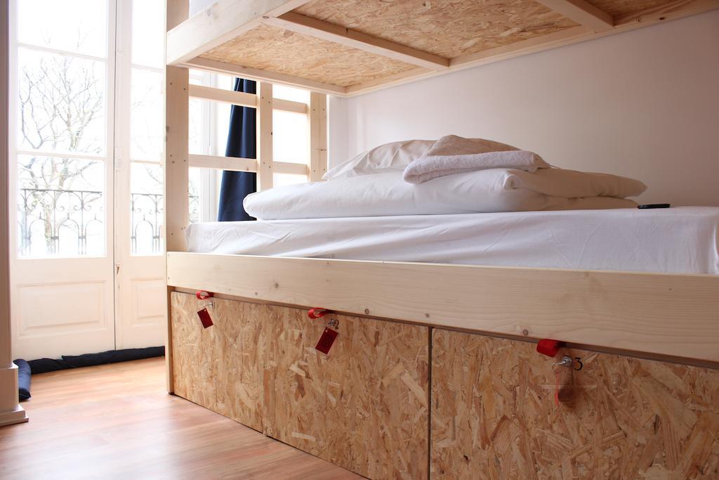 Hostal Lookout *